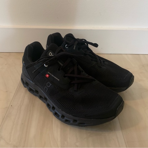 On Running Shoes - ON running shoes